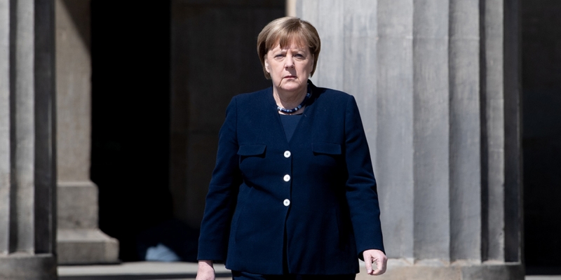  Merkel propuso desarrollar un formato para las negociaciones de la UE con Rusia sin Problemas 
