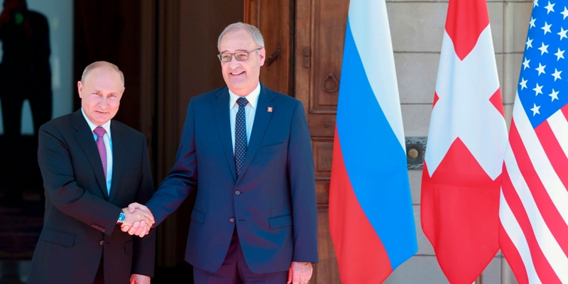  el Presidente suizo informó sobre la propuesta de Putin de cooperar en la vacuna 