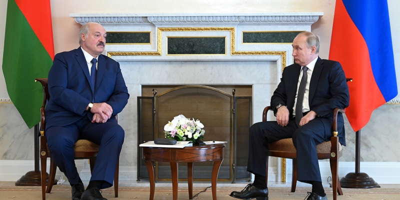 el Kremlin reveló lo que Putin y Lukashenko acordaron 
