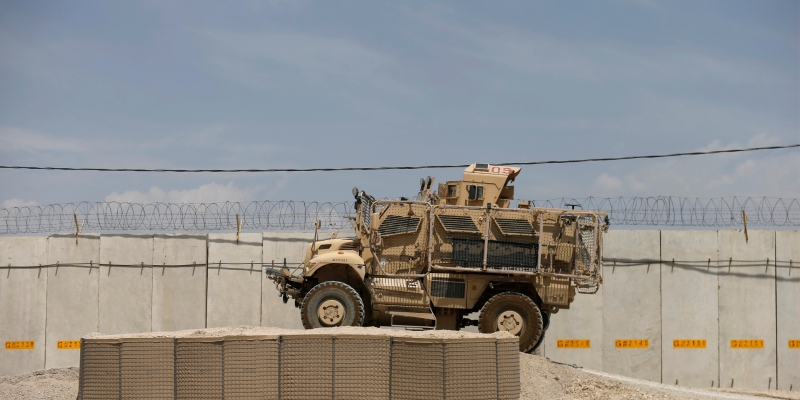  los medios de comunicación se enteraron del traslado de maquinaria pesada por parte de Turkmenistán a la frontera afgana