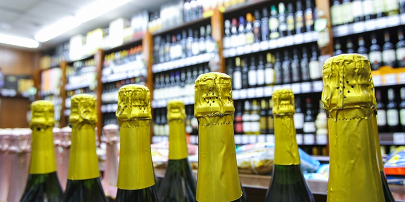  las compañías de Alcohol discutieron sobre el impacto de la marca del vino en los sentimientos de los creyentes 