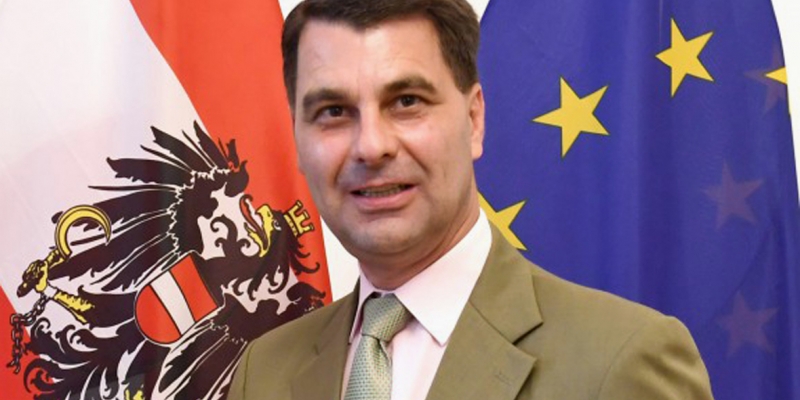  Kurier vinculó al ex Secretario general del Ministerio de relaciones exteriores de Austria con la filtración de la fórmula de & laquo; Novato» 