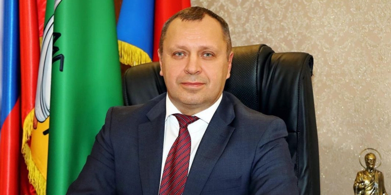  el Jefe de la ciudad de Kuzbass fue despedido por un banquete el día de la explosión en la mina