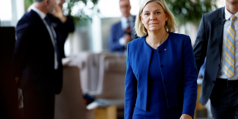  la Primera mujer primera ministra sueca dejó el cargo después de siete horas de trabajo 