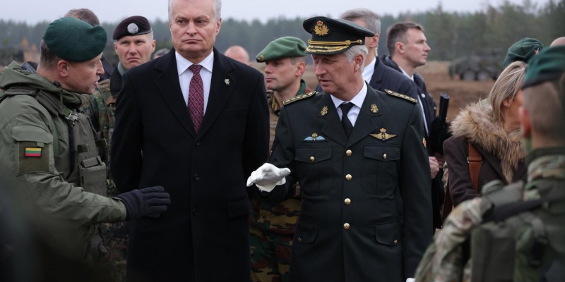  el Presidente de Lituania instó a cruzar las líneas rojas en Ucrania 