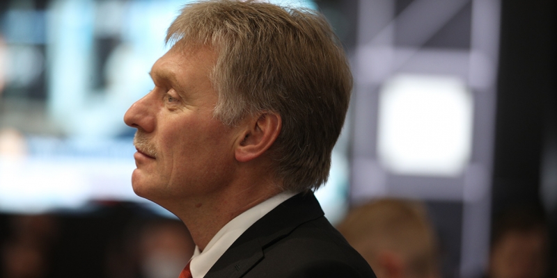  Peskov no vio censura en la exclusión de & laquo; lluvia & raquo; del grupo presidencial