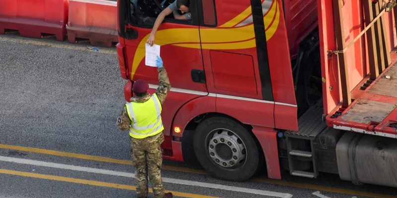  las Autoridades británicas movilizaron a los militares en medio de la crisis del combustible 