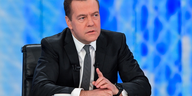  Medvedev consideró doble ilegalidad las sanciones contra los familiares de los funcionarios 