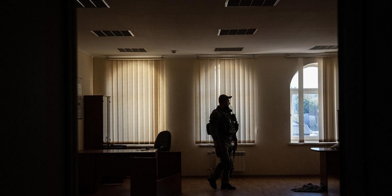  las autoridades ucranianas impusieron un toque De queda en Kherson 
