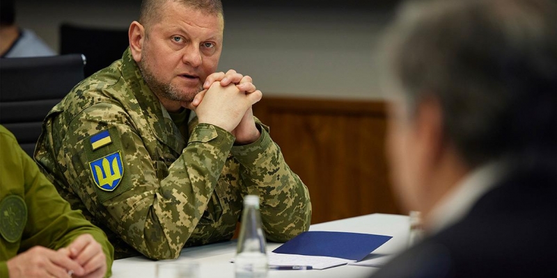 Залужный сообщил об ударах по военным объектам Украины